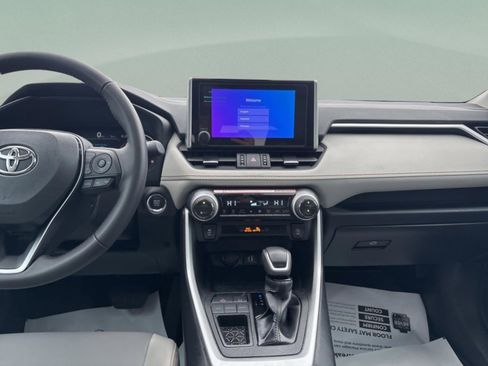 Certified 2025 Toyota RAV4 XLE Premium image 10