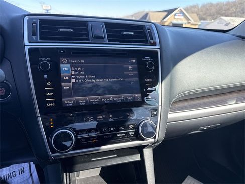 Used 2018 Subaru Legacy 2.5i Limited image 14