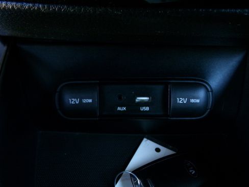 Used 2019 Kia Soul + w/ Audio Package image 7