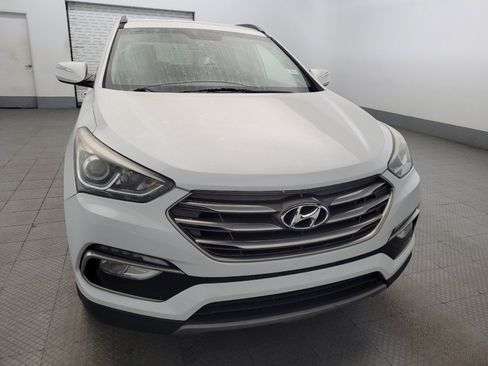 Used 2017 Hyundai Santa Fe Sport image 14