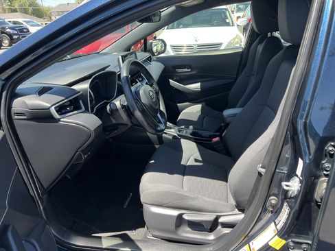 Used 2019 Toyota Corolla SE w/ Protection Package FWD image 16