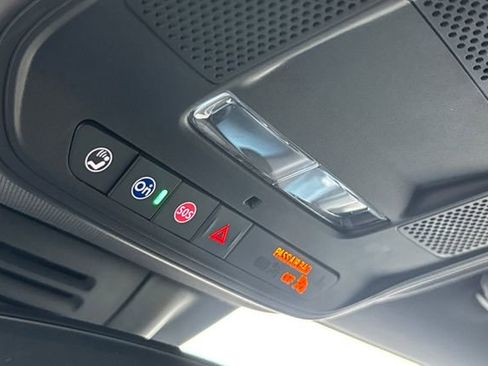 Used 2024 Chevrolet Equinox EV LT image 24