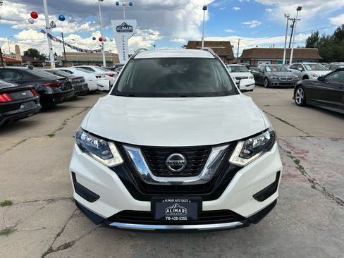 Used 2019 Nissan Rogue SV w/ Premium Package AWD/4WD image 2