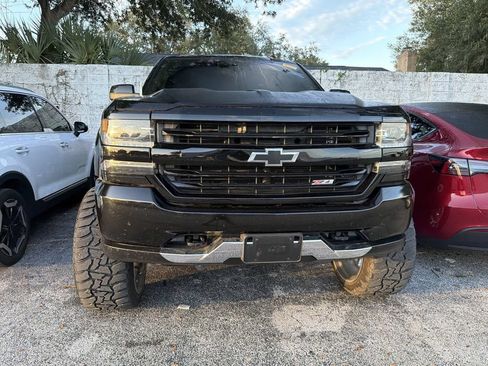 Used 2017 Chevrolet Silverado 1500 LTZ Z71 w/ Midnight Edition AWD/4WD image 6