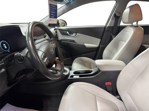 Certified 2023 Hyundai Kona Limited image 9
