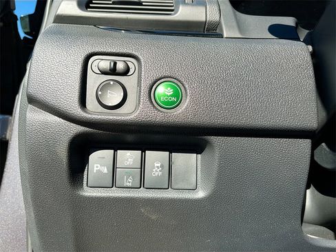 Used 2020 Honda Pilot Touring image 10