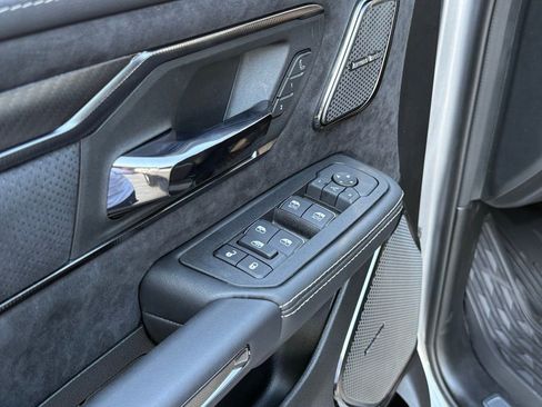 New 2025 RAM 1500 RHO w/ RHO Level 1 Equipment Group image 21