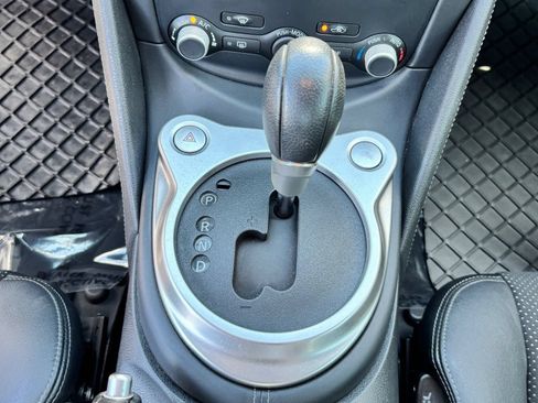 Used 2013 Nissan 370Z Touring w/ Sport Pkg RWD image 27