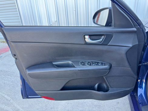 Used 2020 Kia Optima LX image 31