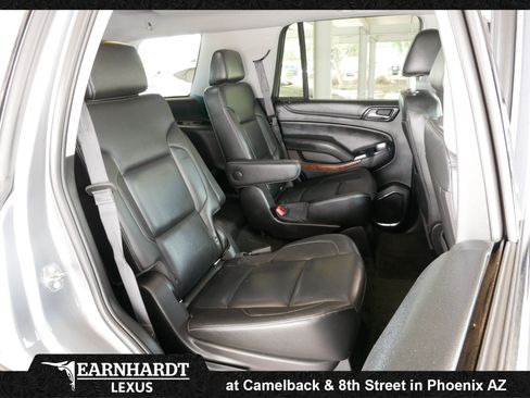 Used 2018 Chevrolet Tahoe Premier RWD image 3