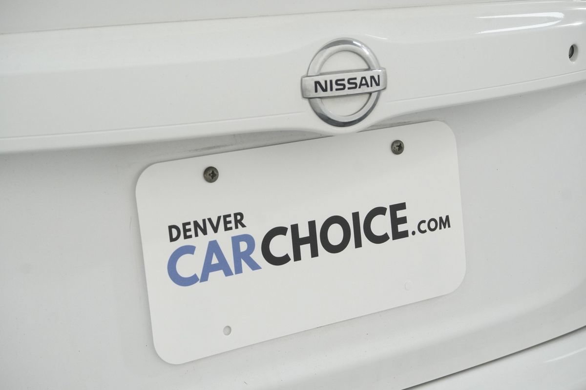 Used 2018 Nissan Versa SV FWD image 23