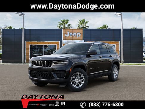 New 2026 Jeep Grand Cherokee Laredo AWD/4WD image 1