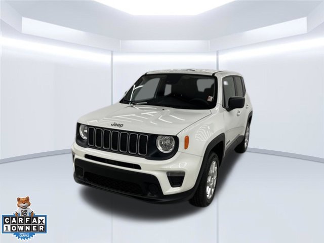 Used 2023 Jeep Renegade Latitude AWD/4WD image 2