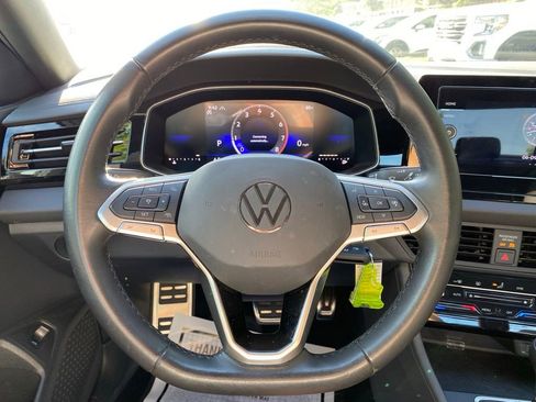 Used 2025 Volkswagen Jetta Sport FWD image 11