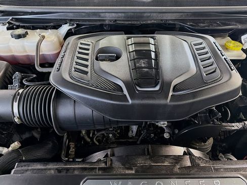 Used 2024 Jeep Wagoneer Series II image 33