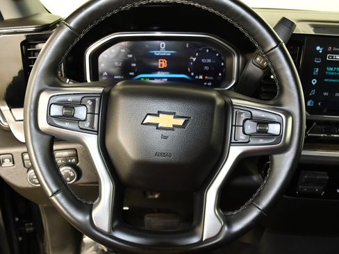 Used 2026 Chevrolet Silverado 1500 LT AWD/4WD image 12