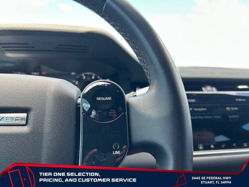 Used 2020 Land Rover Range Rover Evoque SE AWD/4WD image 27