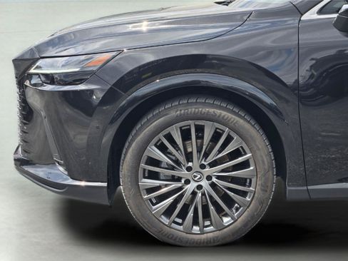 Used 2023 Lexus RX 350 FWD w/ Cold Area Package image 9