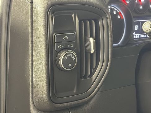 Used 2024 Chevrolet Silverado 1500 Custom RWD image 12