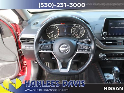 Used 2023 Nissan Altima 2.5 SR FWD image 16