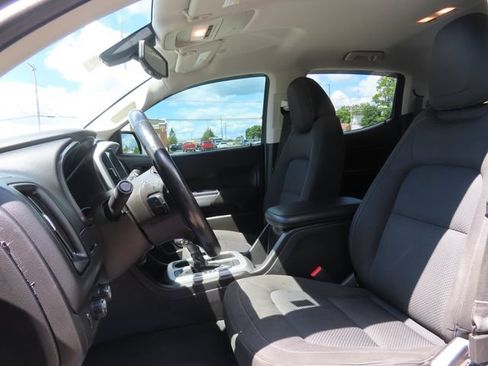 Used 2021 Chevrolet Colorado LT w/ Redline Special Edition AWD/4WD image 22