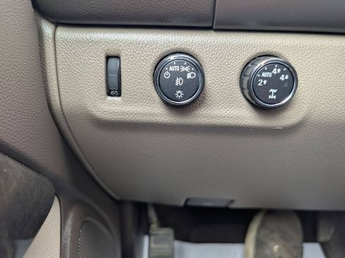 Used 2016 GMC Canyon SLE w/ SLE Convenience Package AWD/4WD image 17