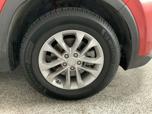 Used 2019 Hyundai Santa Fe SE image 13