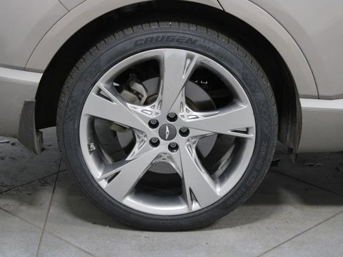 Used 2021 Genesis GV80 2.5T w/ Prestige Package 04 image 12