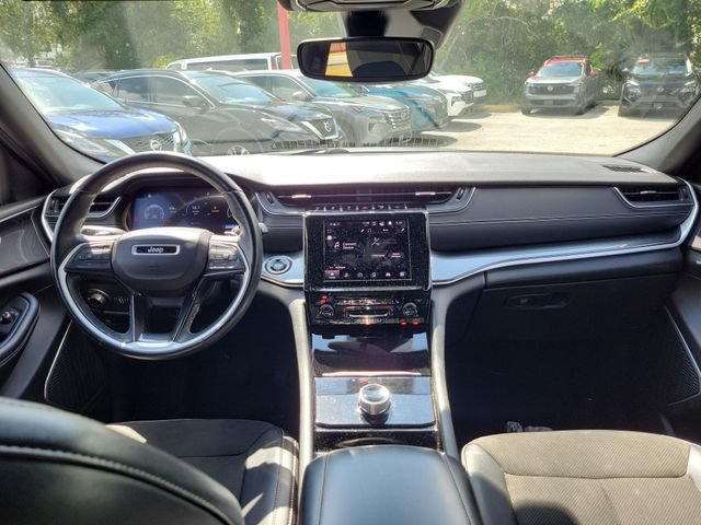 Used 2021 Jeep Grand Cherokee L Laredo AWD/4WD image 14