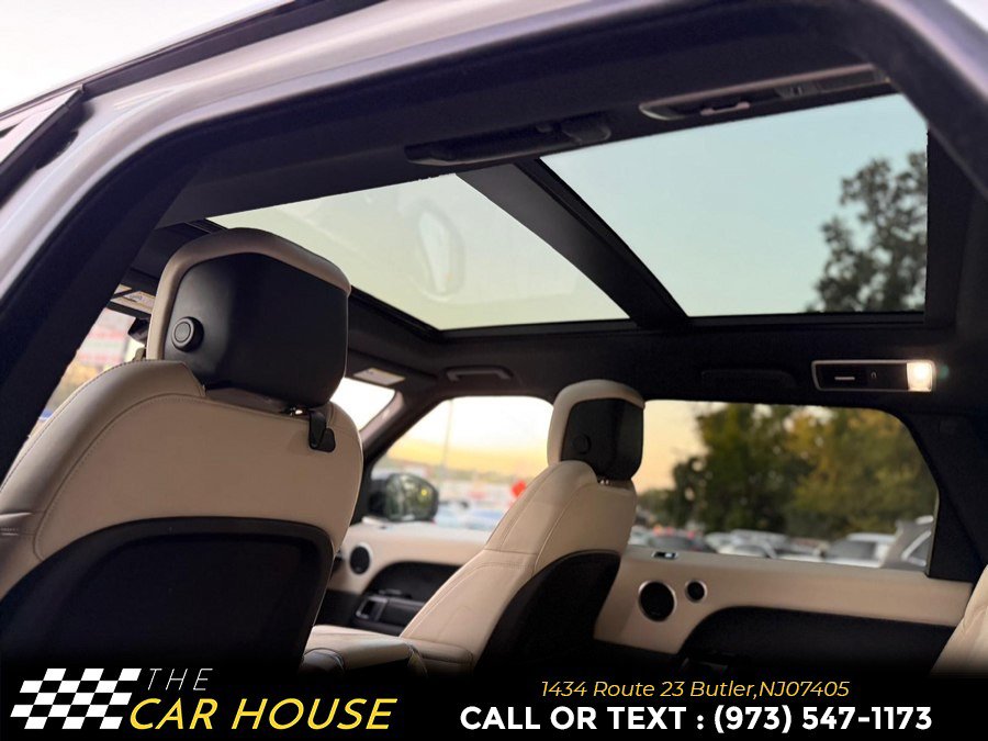 Used 2019 Land Rover Range Rover Sport HSE AWD/4WD image 19