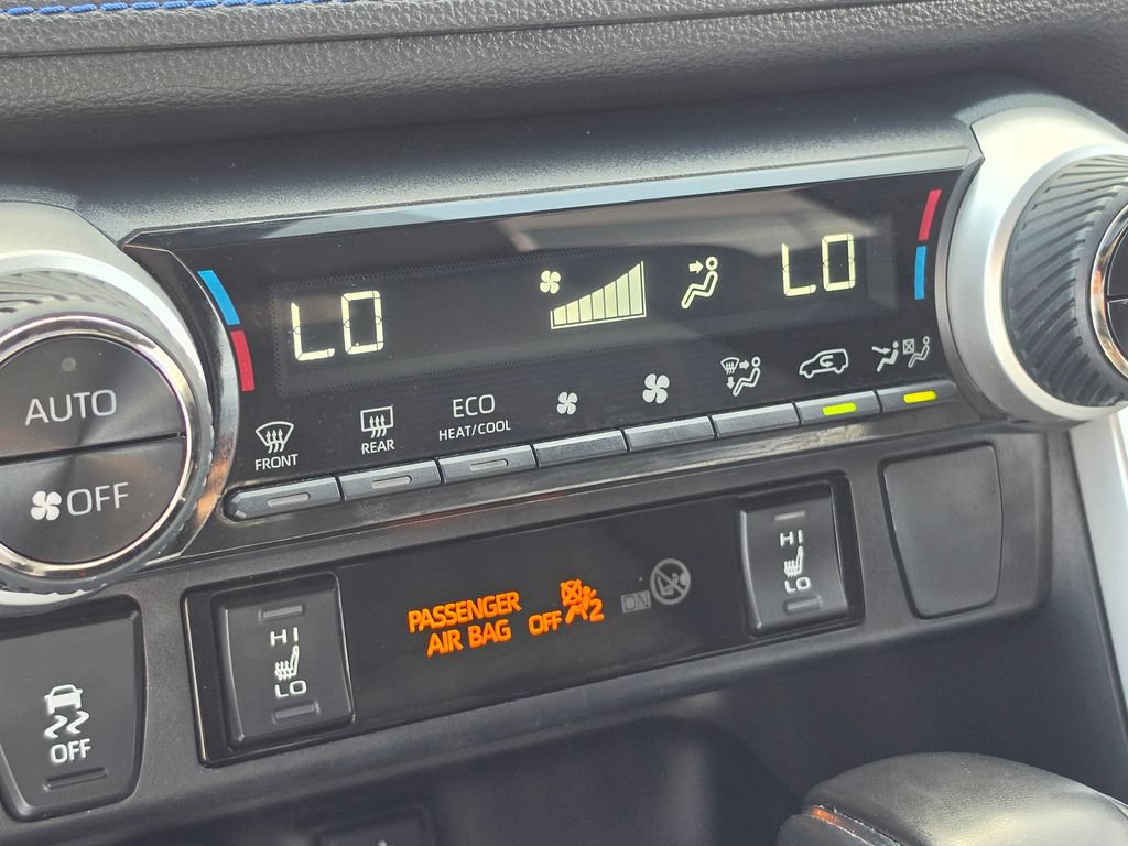 Used 2020 Toyota RAV4 XSE AWD/4WD image 24