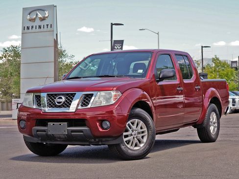 Used 2019 Nissan Frontier SV RWD image 1