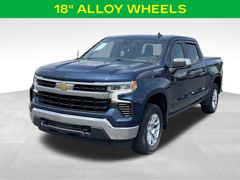 Used 2022 Chevrolet Silverado 1500 LT AWD/4WD image 4