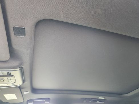 Used 2023 Chevrolet Suburban RST image 29