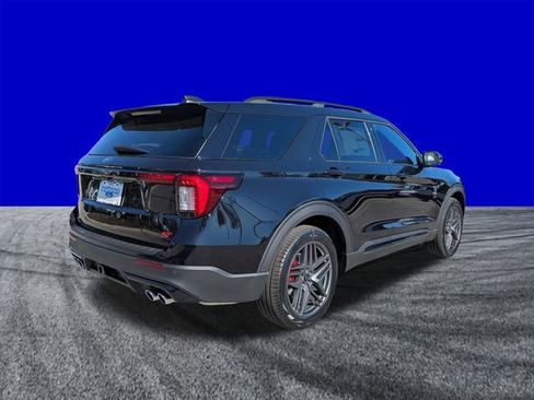 New 2026 Ford Explorer ST image 4