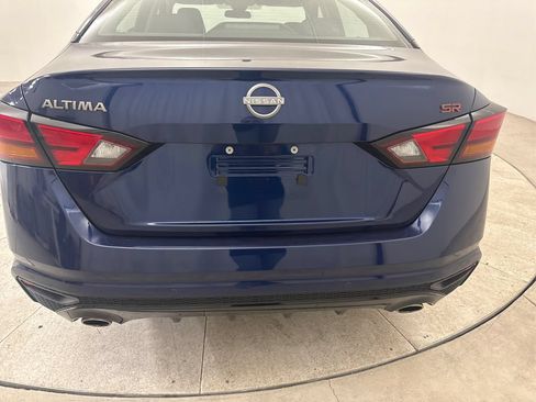 Used 2023 Nissan Altima 2.5 SR FWD image 23