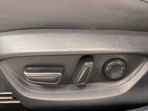 Certified 2025 Toyota Camry SE w/ Convenience Package FWD image 12