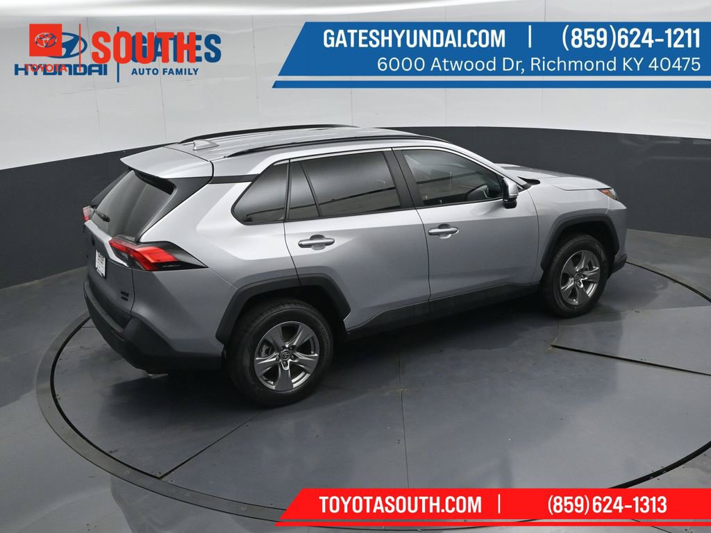 Used 2024 Toyota RAV4 XLE AWD/4WD image 43