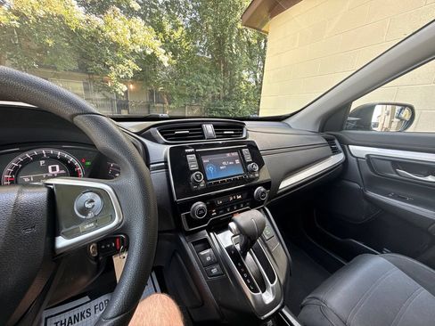Used 2018 Honda CR-V LX image 28