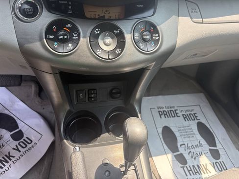 Used 2011 Toyota RAV4 Limited w/ Limited Extra Value Pkg AWD/4WD image 25