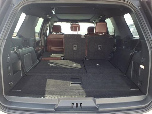 Used 2024 Ford Expedition Limited image 20