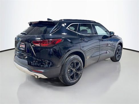 New 2026 Chevrolet Blazer LT image 7