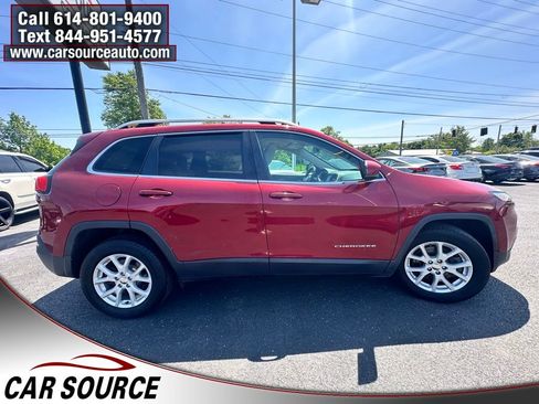 Used 2017 Jeep Cherokee Latitude w/ Safety/Convenience Group AWD/4WD image 7
