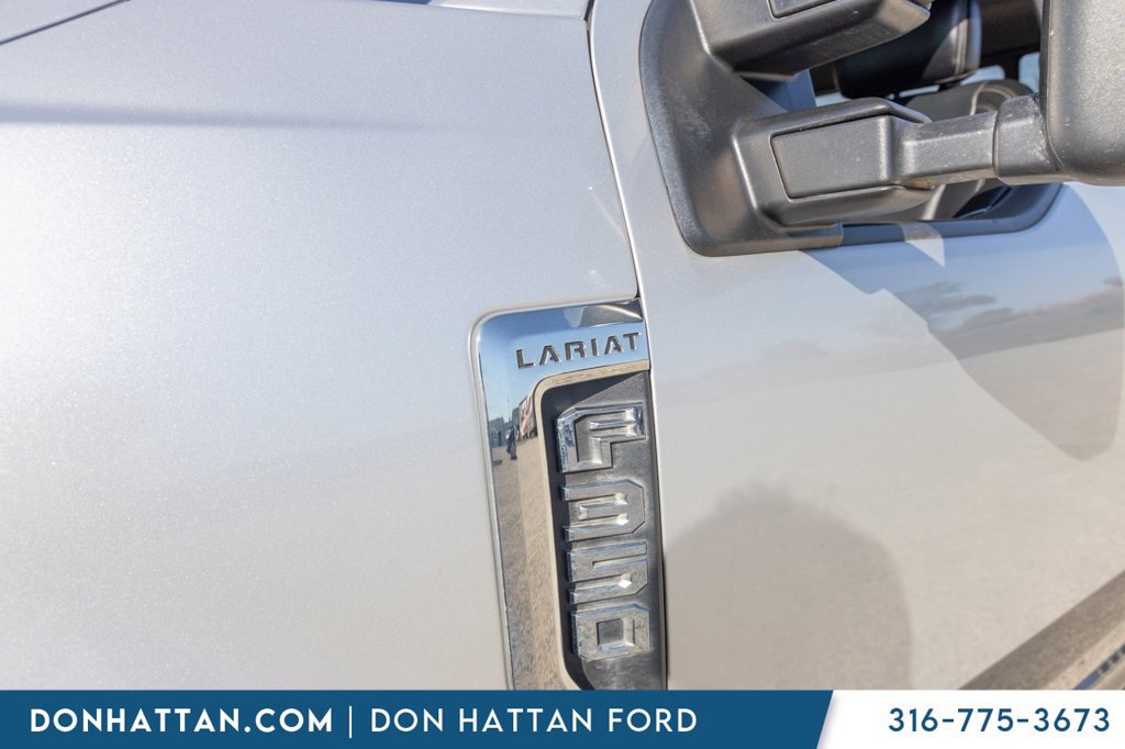 Used 2019 Ford F350 Lariat w/ Lariat Ultimate Package AWD/4WD image 32