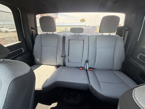 Used 2024 RAM 2500 Big Horn w/ Bed Utility Group image 28