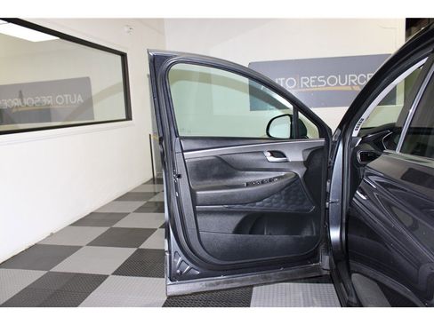 Used 2020 Hyundai Santa Fe SEL image 11