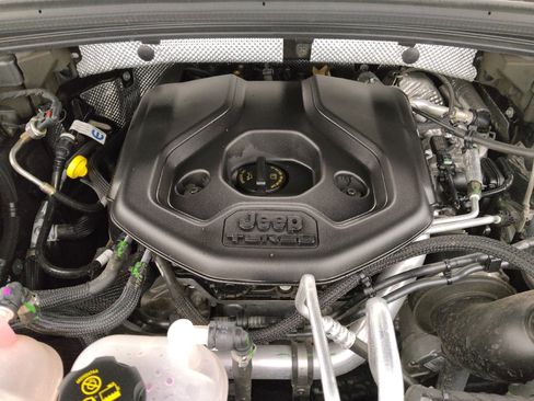 Used 2022 Jeep Grand Cherokee Trailhawk image 30