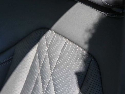 Used 2025 BMW X3 M50 image 24