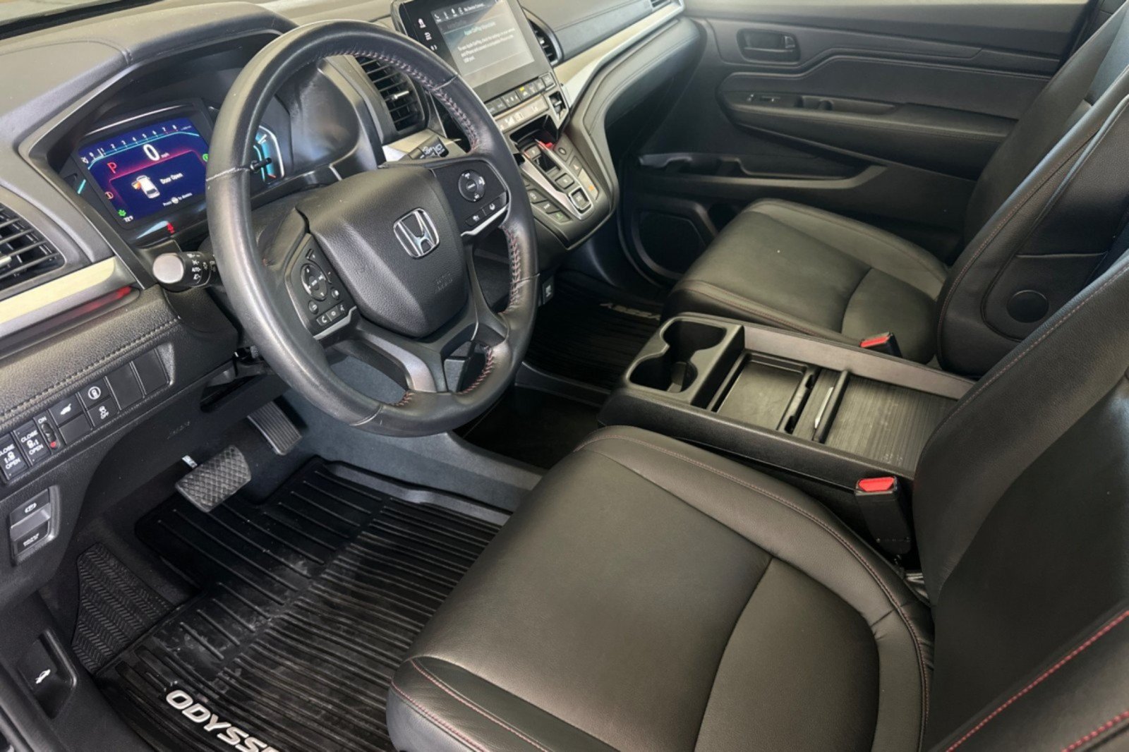 Used 2023 Honda Odyssey Sport image 9