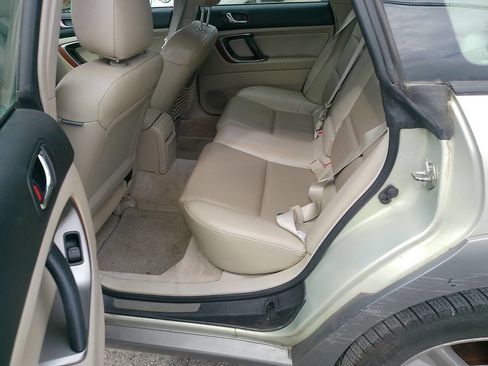 Used 2005 Subaru Outback 3.0R L.L. Bean image 28